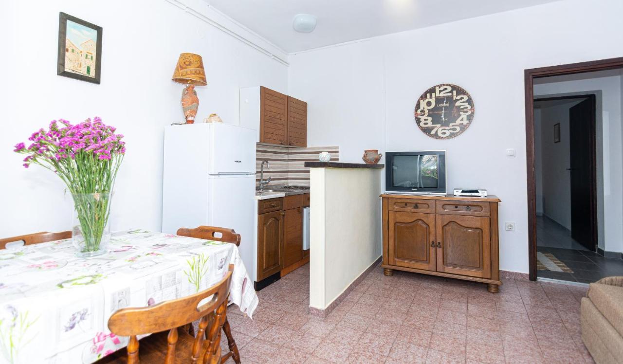 Apartment Plemic Pag Town Exterior foto